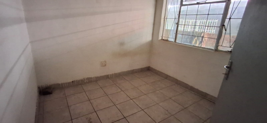 8 Bedroom Property for Sale in West Park Gauteng