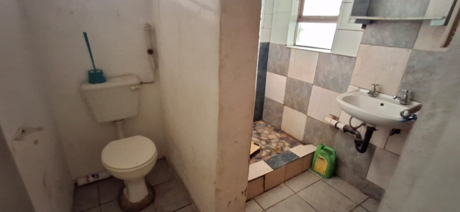 8 Bedroom Property for Sale in West Park Gauteng