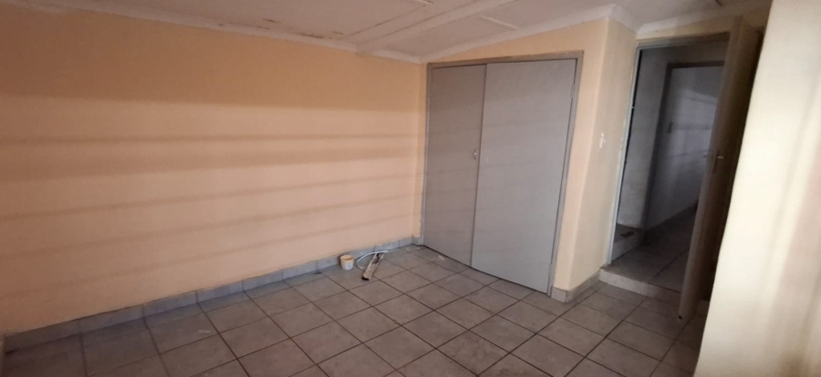 8 Bedroom Property for Sale in West Park Gauteng