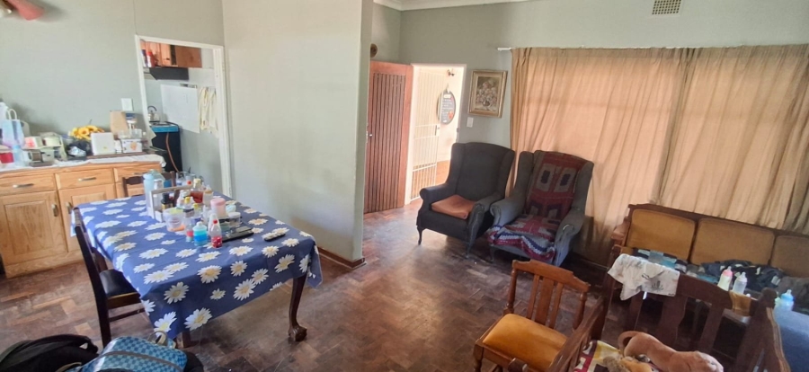 5 Bedroom Property for Sale in Pretoria Gardens Gauteng