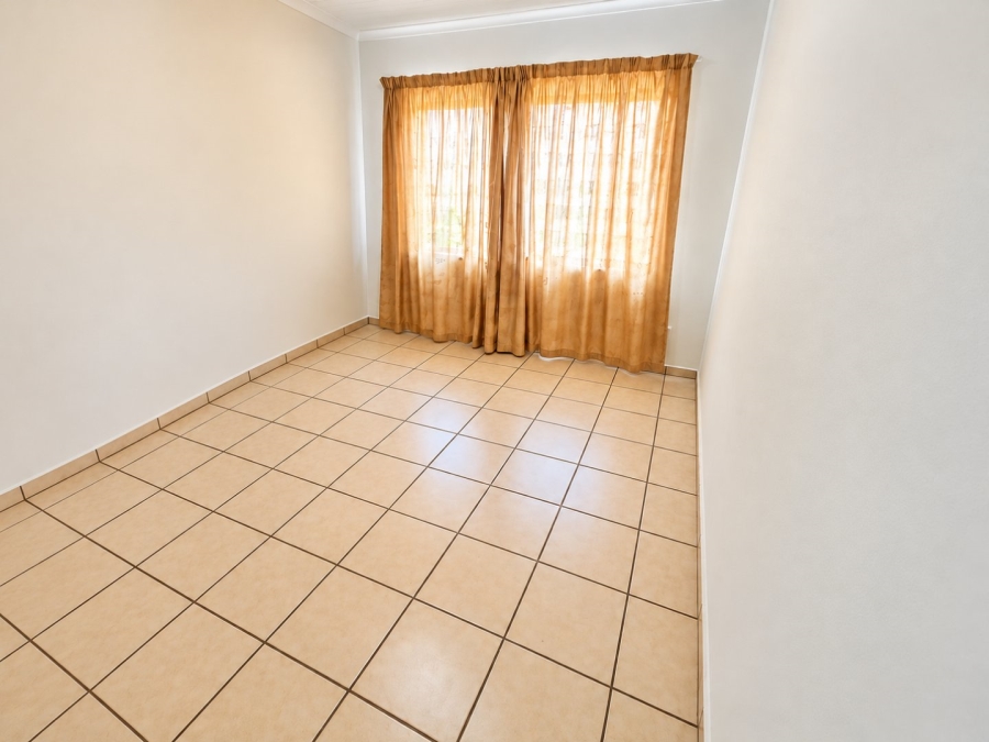 To Let 2 Bedroom Property for Rent in Mountain View Gauteng