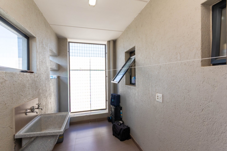 2 Bedroom Property for Sale in Kyalami Ah Gauteng
