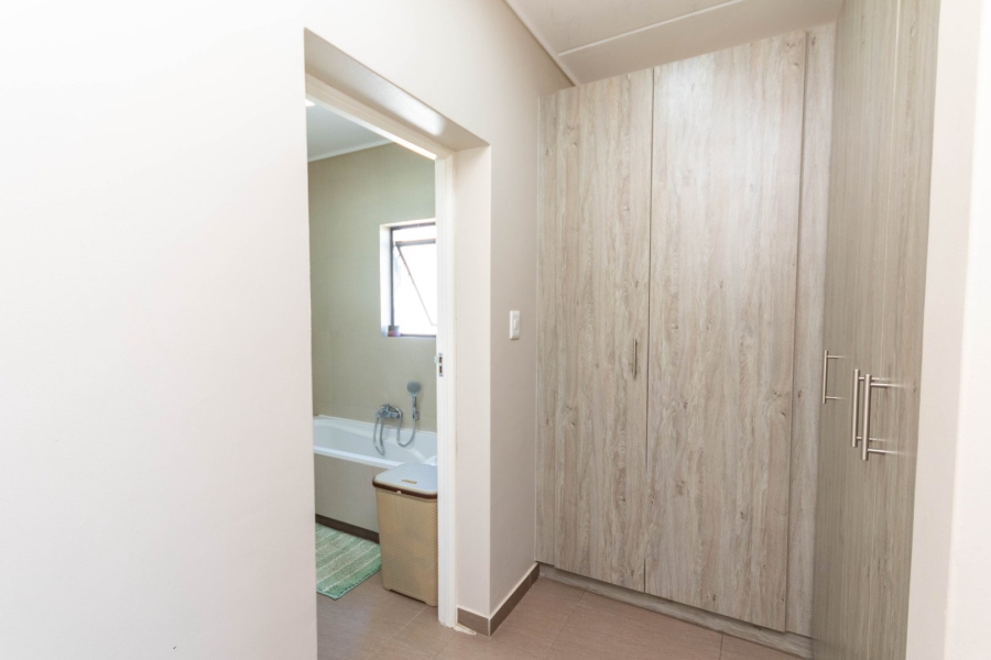 2 Bedroom Property for Sale in Kyalami Ah Gauteng