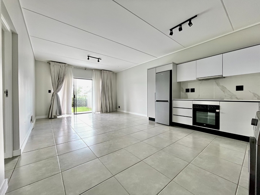 To Let 3 Bedroom Property for Rent in The Polofields Gauteng