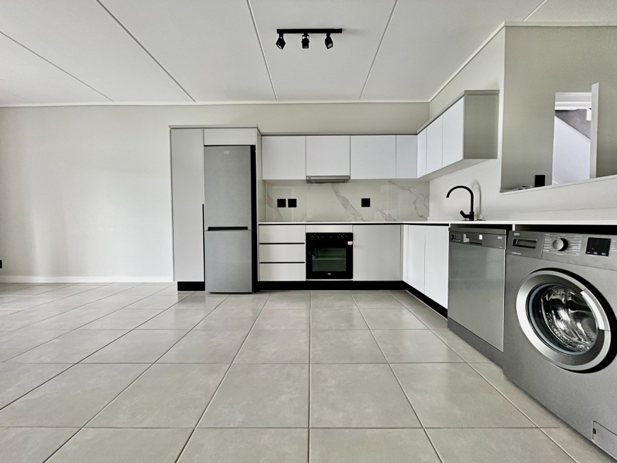 To Let 3 Bedroom Property for Rent in The Polofields Gauteng