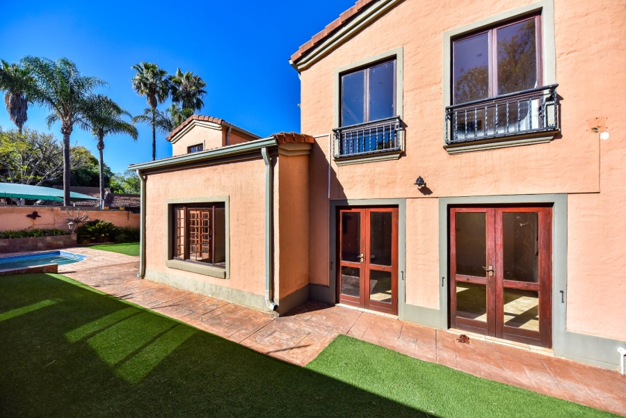 3 Bedroom Property for Sale in Faerie Glen Gauteng
