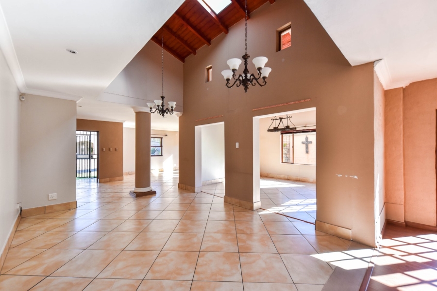 3 Bedroom Property for Sale in Faerie Glen Gauteng