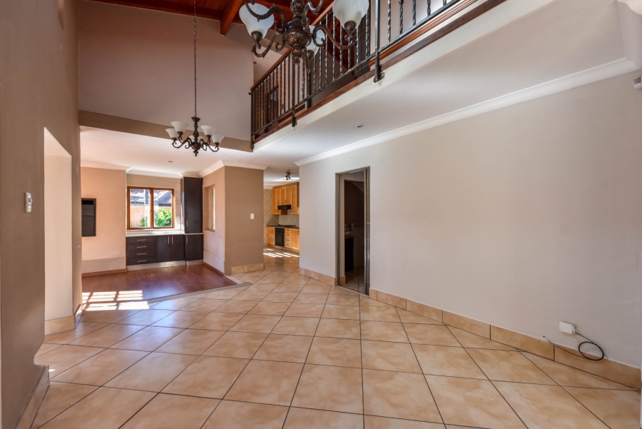 3 Bedroom Property for Sale in Faerie Glen Gauteng
