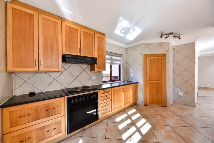3 Bedroom Property for Sale in Faerie Glen Gauteng
