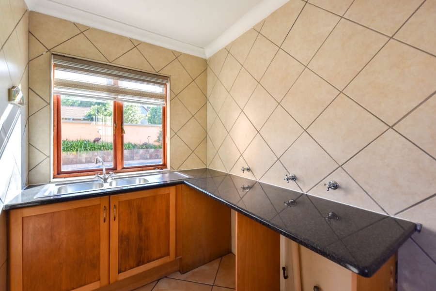 3 Bedroom Property for Sale in Faerie Glen Gauteng