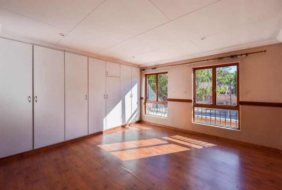 3 Bedroom Property for Sale in Faerie Glen Gauteng