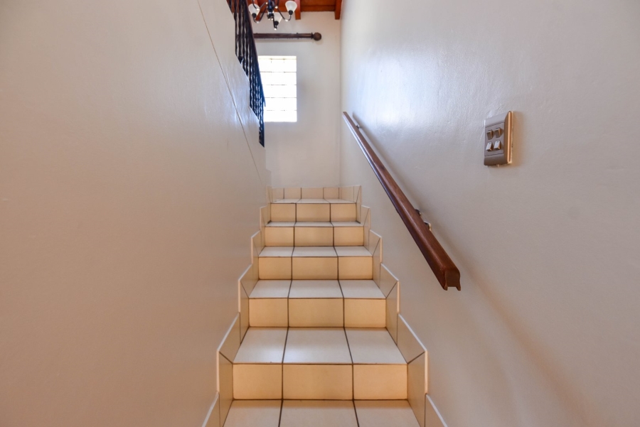 3 Bedroom Property for Sale in Faerie Glen Gauteng