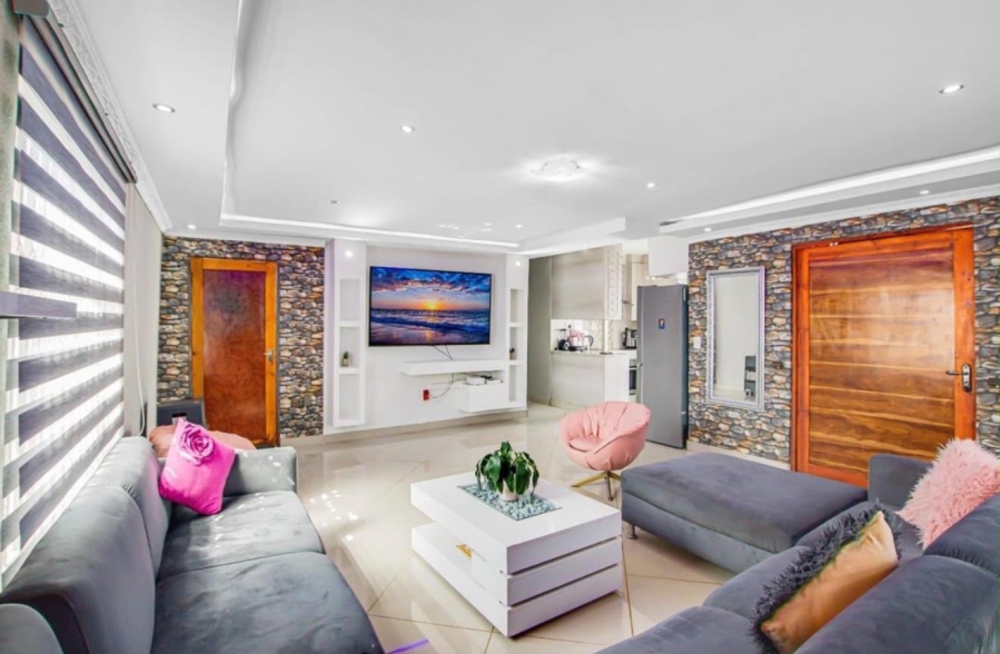 4 Bedroom Property for Sale in Pretoria North Gauteng