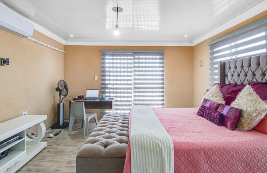 4 Bedroom Property for Sale in Pretoria North Gauteng
