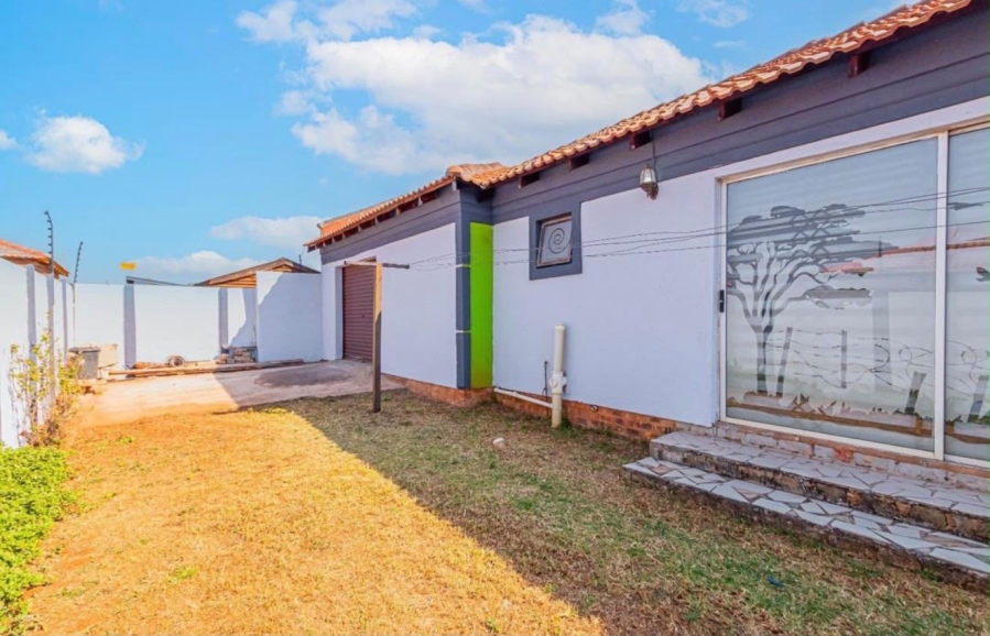 4 Bedroom Property for Sale in Pretoria North Gauteng