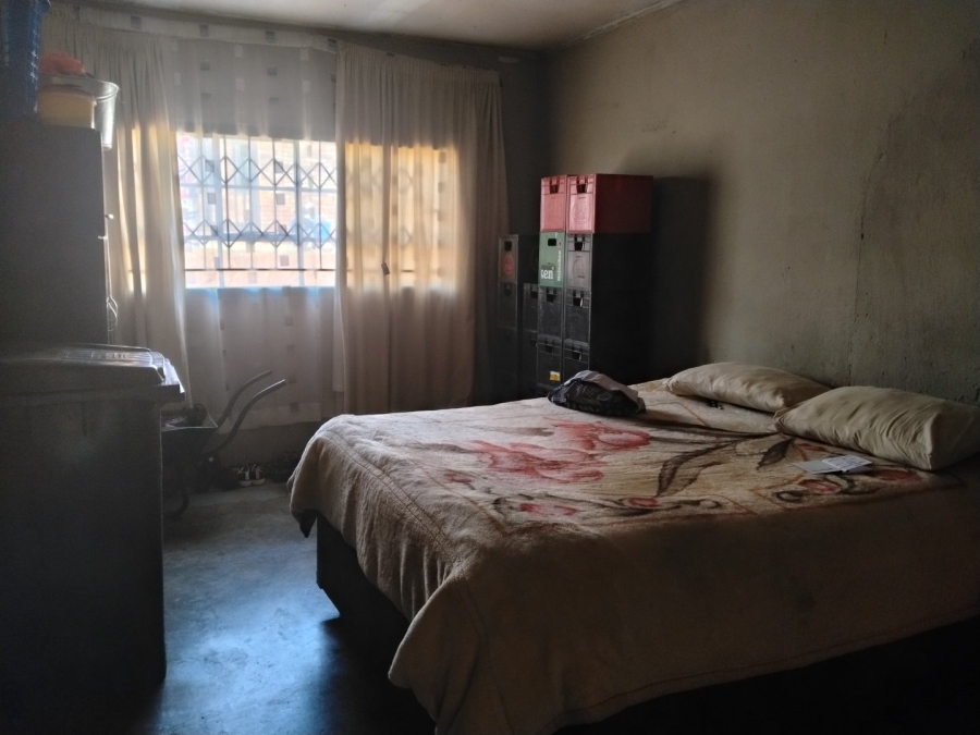 Bedroom Property for Sale in Roodepoort Central Gauteng