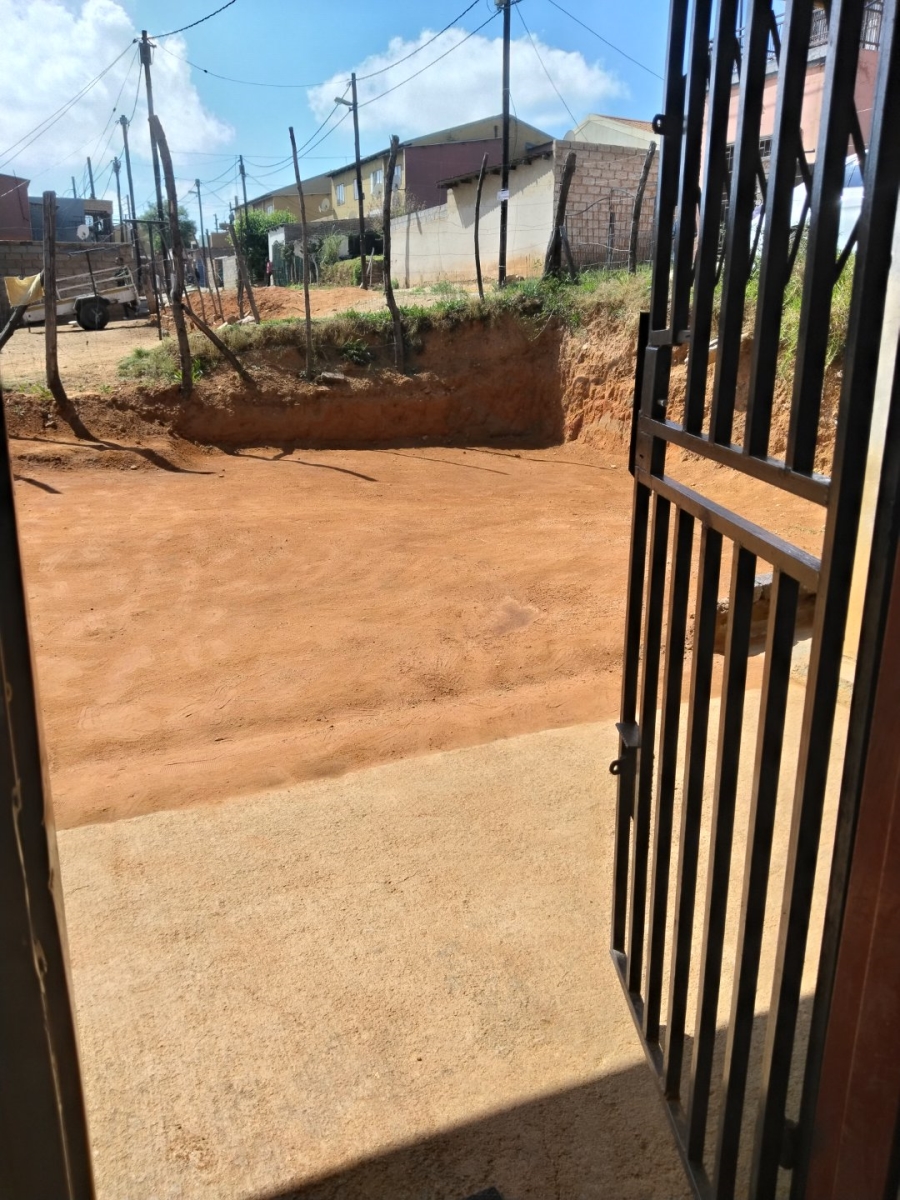 Bedroom Property for Sale in Roodepoort Central Gauteng