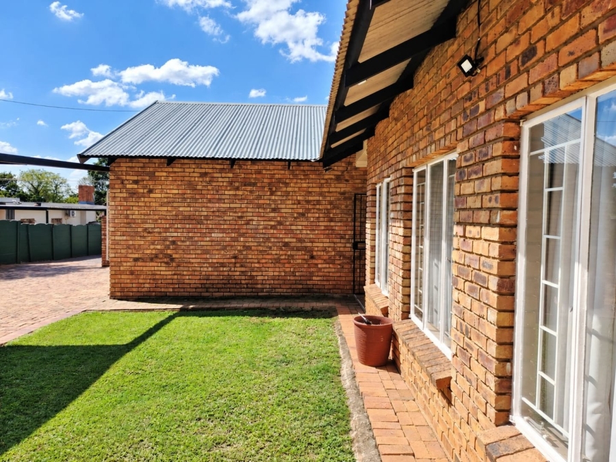 3 Bedroom Property for Sale in Meyerspark Gauteng