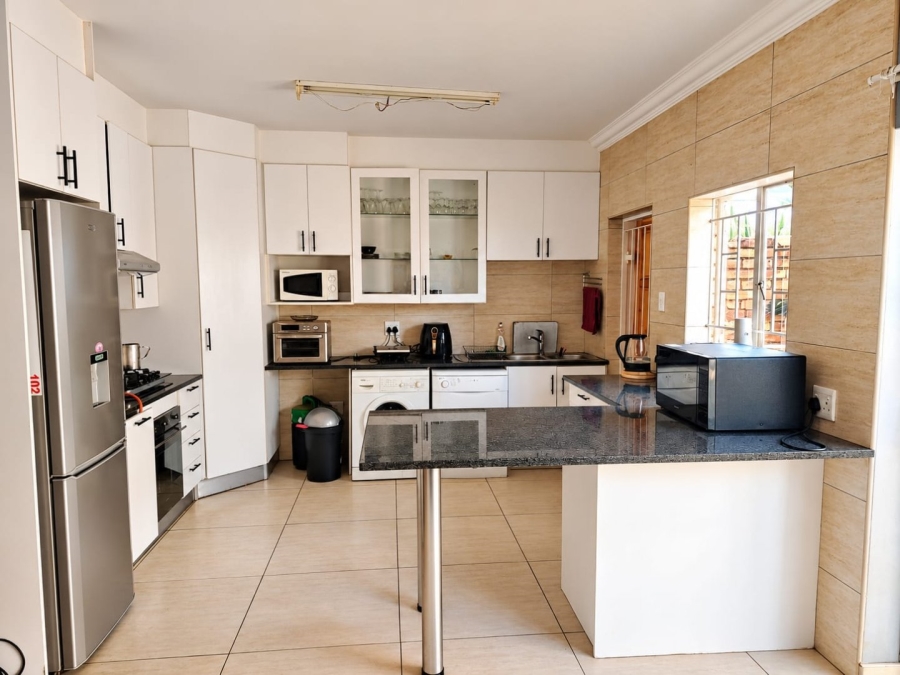 3 Bedroom Property for Sale in Meyerspark Gauteng