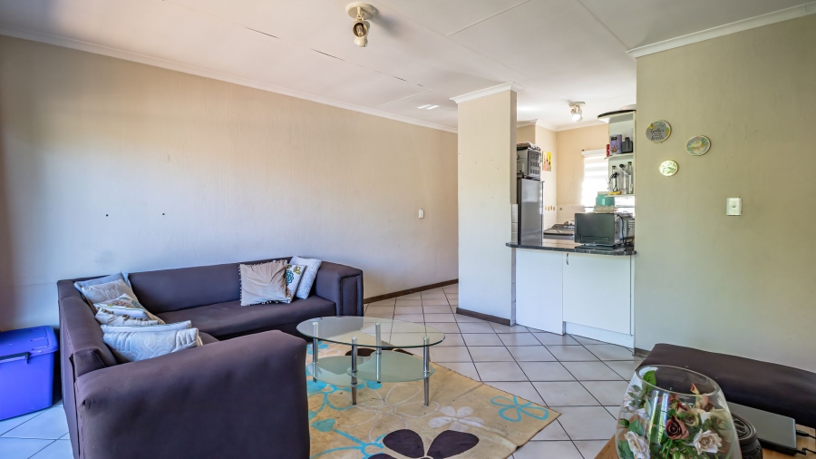 2 Bedroom Property for Sale in Wilgeheuwel Gauteng
