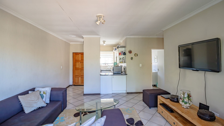 2 Bedroom Property for Sale in Wilgeheuwel Gauteng