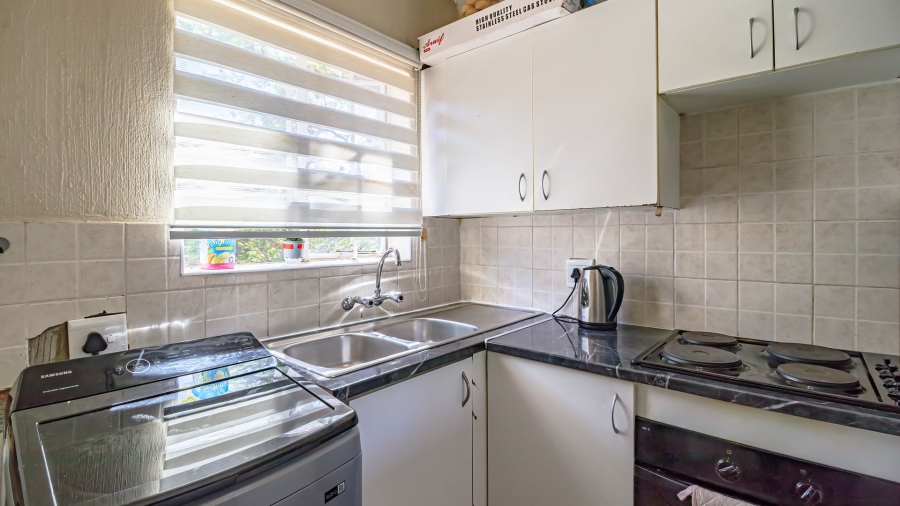 2 Bedroom Property for Sale in Wilgeheuwel Gauteng