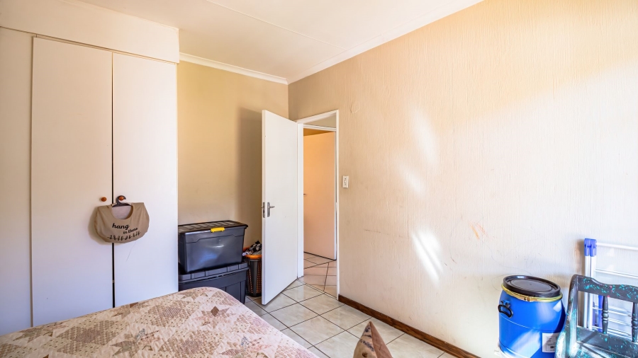 2 Bedroom Property for Sale in Wilgeheuwel Gauteng