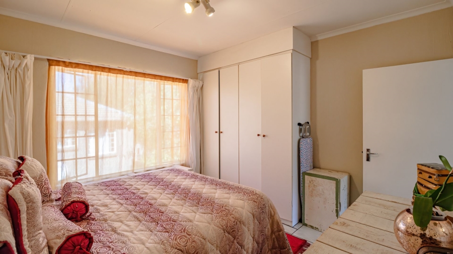 2 Bedroom Property for Sale in Wilgeheuwel Gauteng
