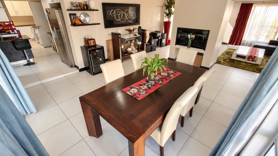 3 Bedroom Property for Sale in Amberfield Gauteng