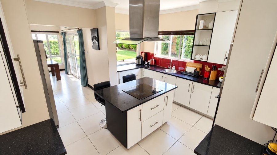 3 Bedroom Property for Sale in Amberfield Gauteng