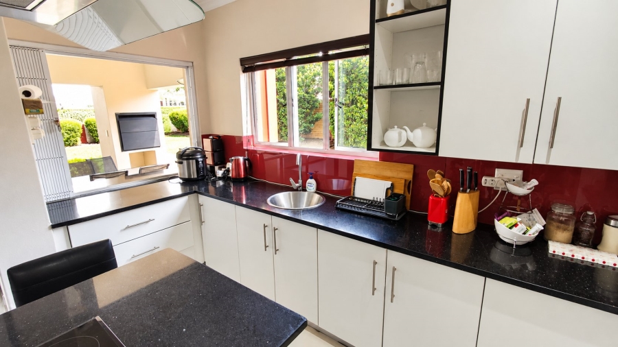 3 Bedroom Property for Sale in Amberfield Gauteng