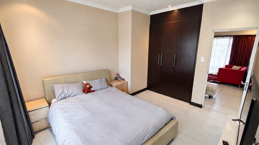 3 Bedroom Property for Sale in Amberfield Gauteng