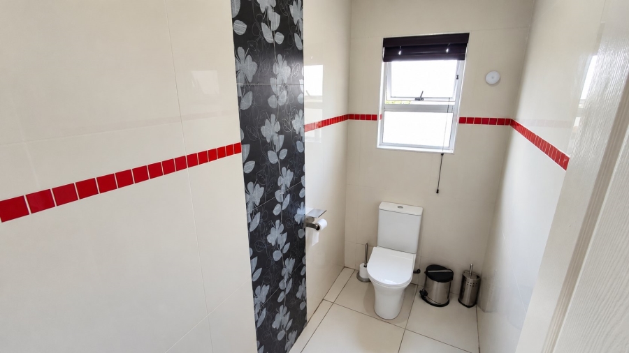 3 Bedroom Property for Sale in Amberfield Gauteng