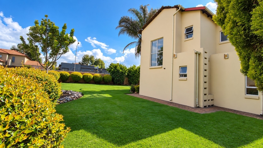 3 Bedroom Property for Sale in Amberfield Gauteng
