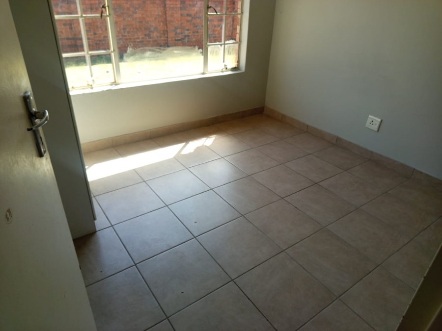 3 Bedroom Property for Sale in Noordwyk Gauteng