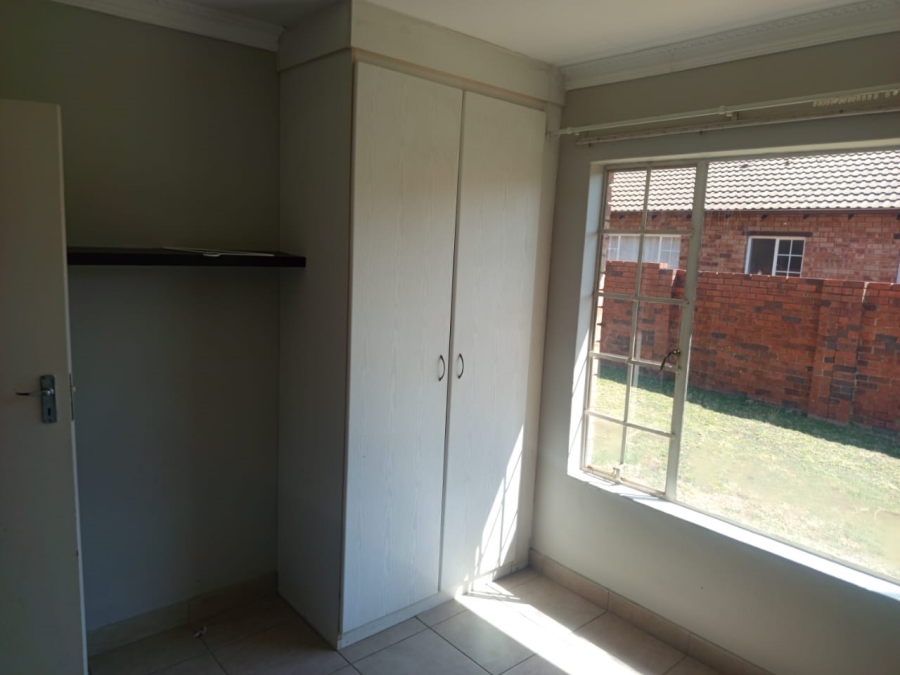 3 Bedroom Property for Sale in Noordwyk Gauteng