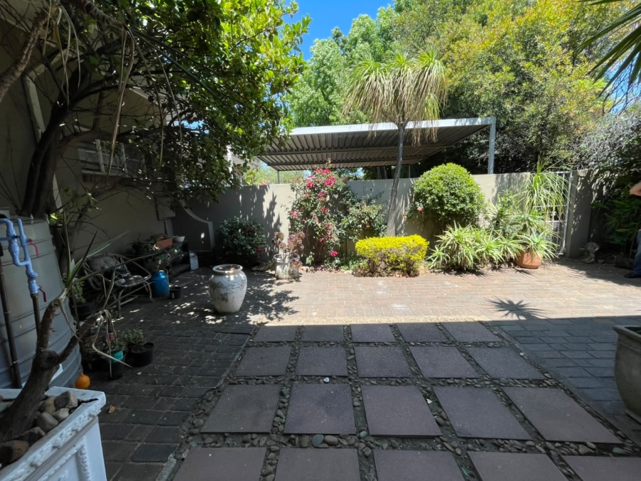 4 Bedroom Property for Sale in Florida Park Gauteng