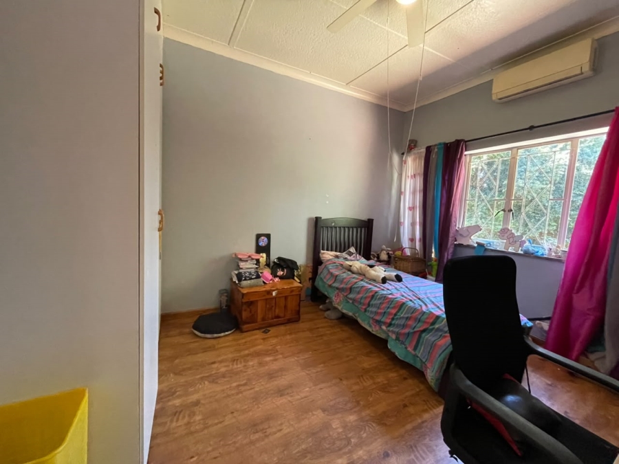 4 Bedroom Property for Sale in Florida Park Gauteng
