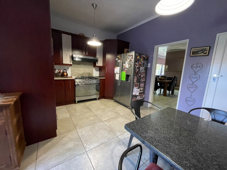 4 Bedroom Property for Sale in Florida Park Gauteng