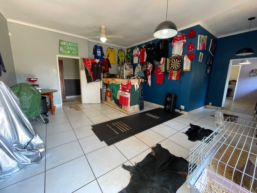 4 Bedroom Property for Sale in Florida Park Gauteng