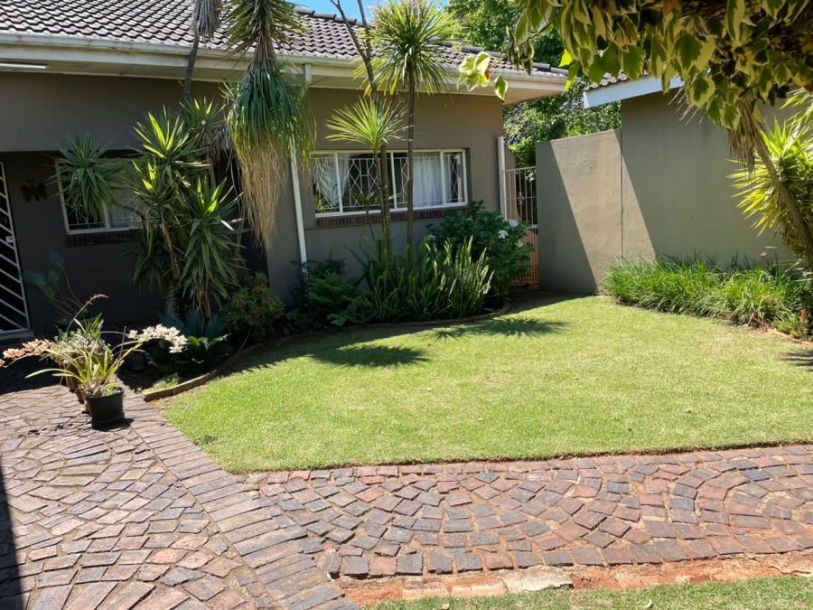 4 Bedroom Property for Sale in Florida Park Gauteng