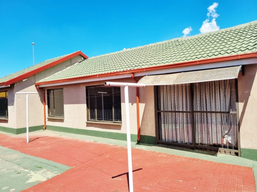 3 Bedroom Property for Sale in Vosloorus Gauteng