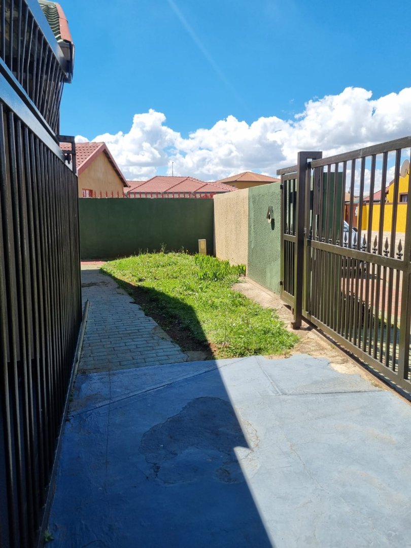 3 Bedroom Property for Sale in Vosloorus Gauteng