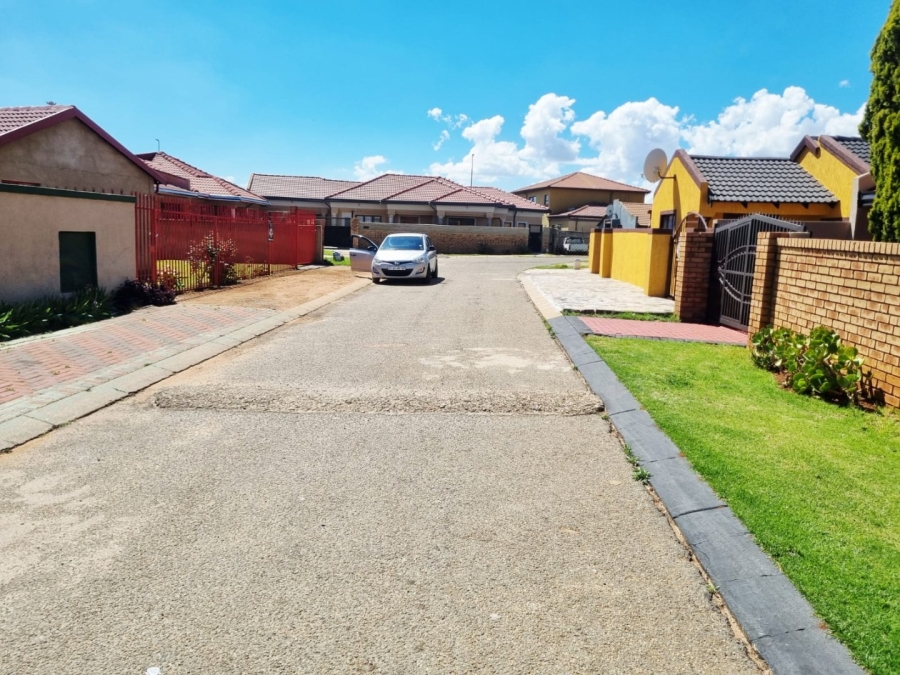 3 Bedroom Property for Sale in Vosloorus Gauteng