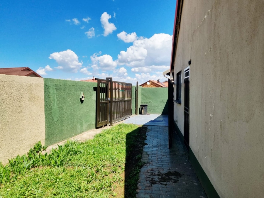 3 Bedroom Property for Sale in Vosloorus Gauteng
