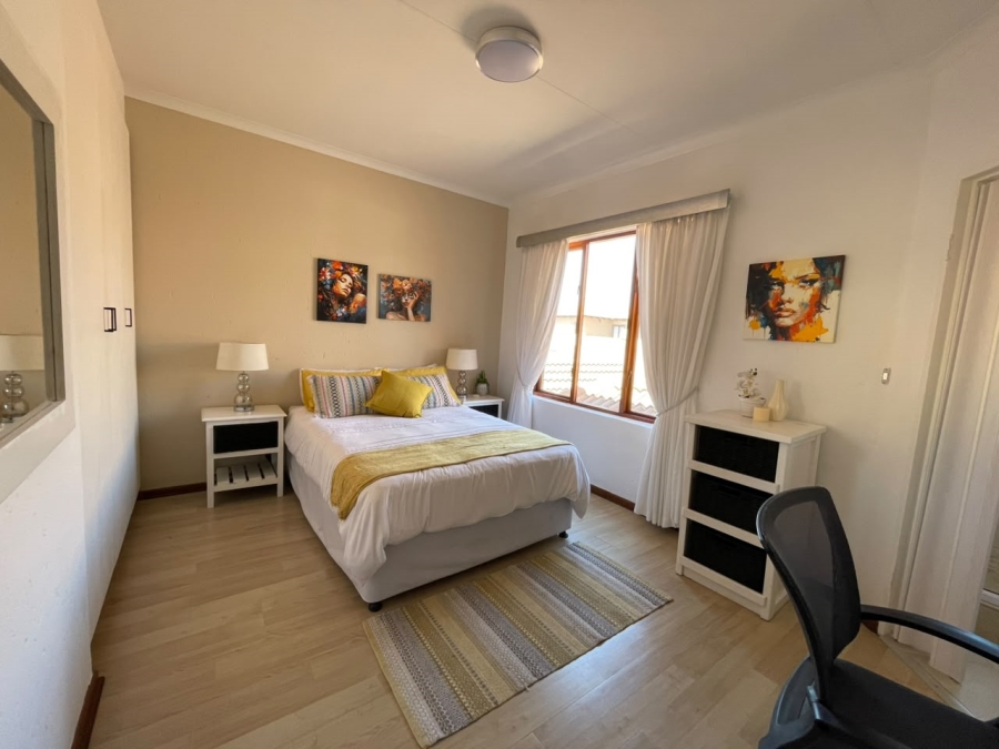 2 Bedroom Property for Sale in Noordheuwel Gauteng