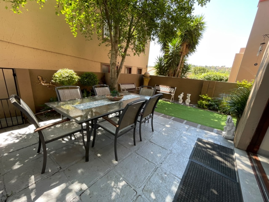 2 Bedroom Property for Sale in Noordheuwel Gauteng
