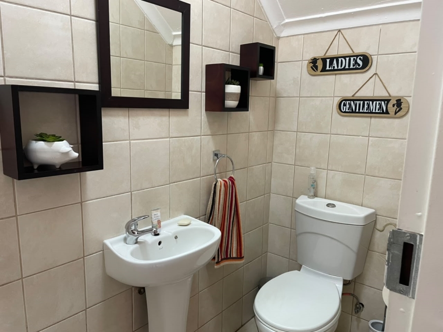 2 Bedroom Property for Sale in Noordheuwel Gauteng