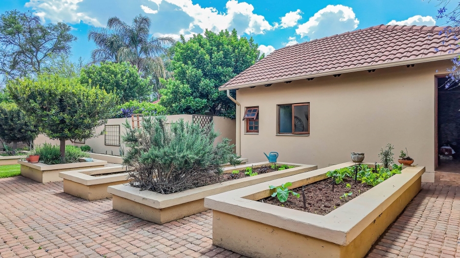 Commercial Property for Sale in Kameeldrift East Gauteng