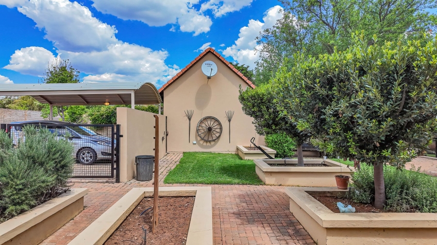 Commercial Property for Sale in Kameeldrift East Gauteng